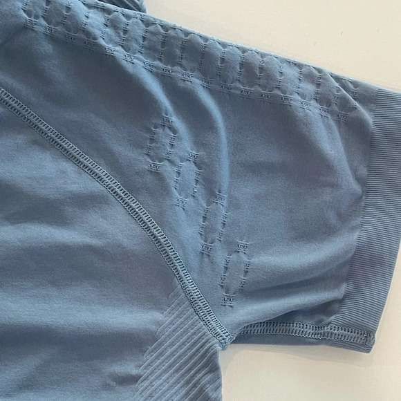 Z by Zella Blue Stretch Shirt V-Neck Athletic Ruched Short Sleeve size M - Picture 3 of 12